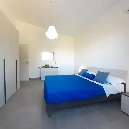 Campofelice Holidays West Villa *