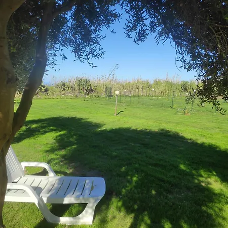 Villa Campofelice Holidays West *